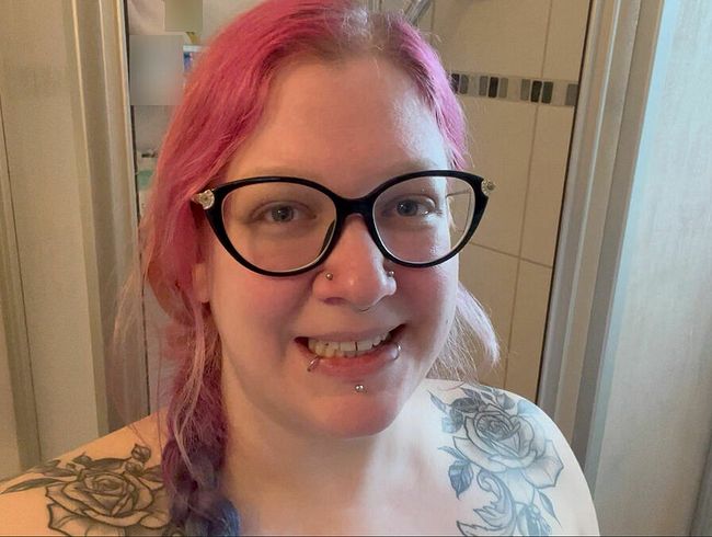 Abby Strange Porno Video: Ups! Voll aufs Handy gepi**t